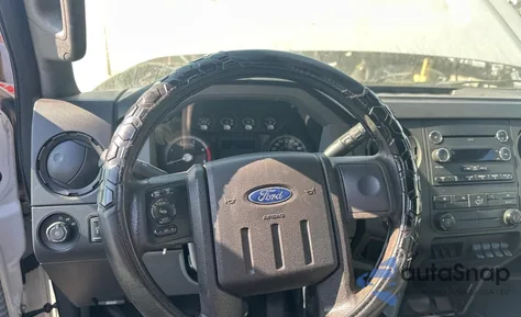 2012 Ford F550 Super Duty z USA, uszkodzony, nr VIN 1FDUF5GT8CEA89459